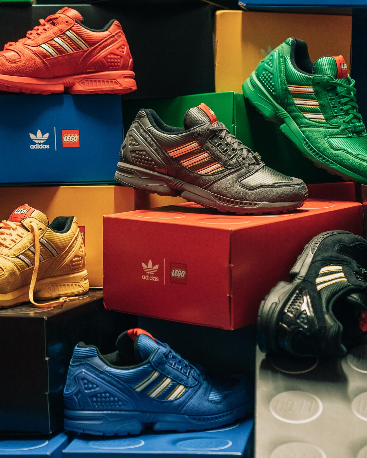 adidas Originals ZX 8000 LEGO 